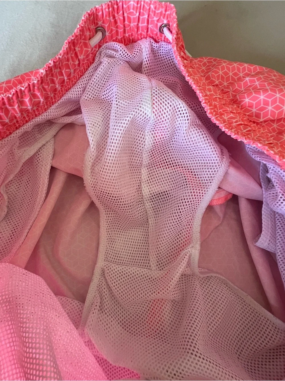 H&M Men’s Pink Geometric Athletic Swim Shorts XL